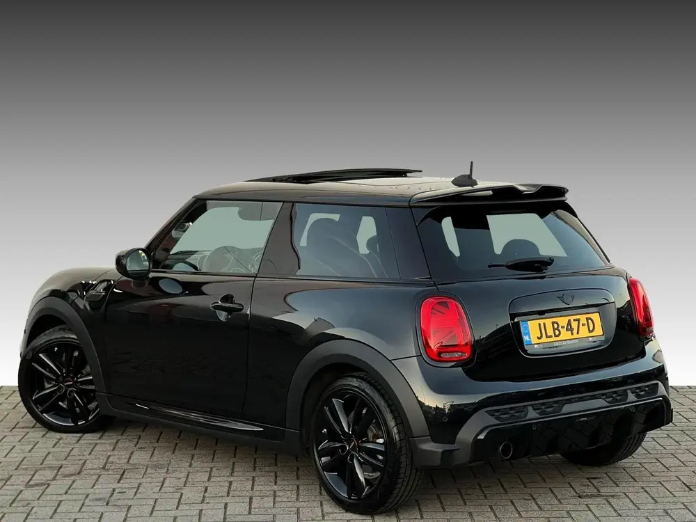 Mini Cooper 1.5 Cooper uit 2022, foto 3