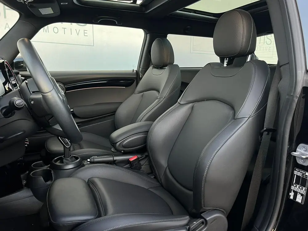 Mini Cooper 1.5 Cooper uit 2022, foto 6