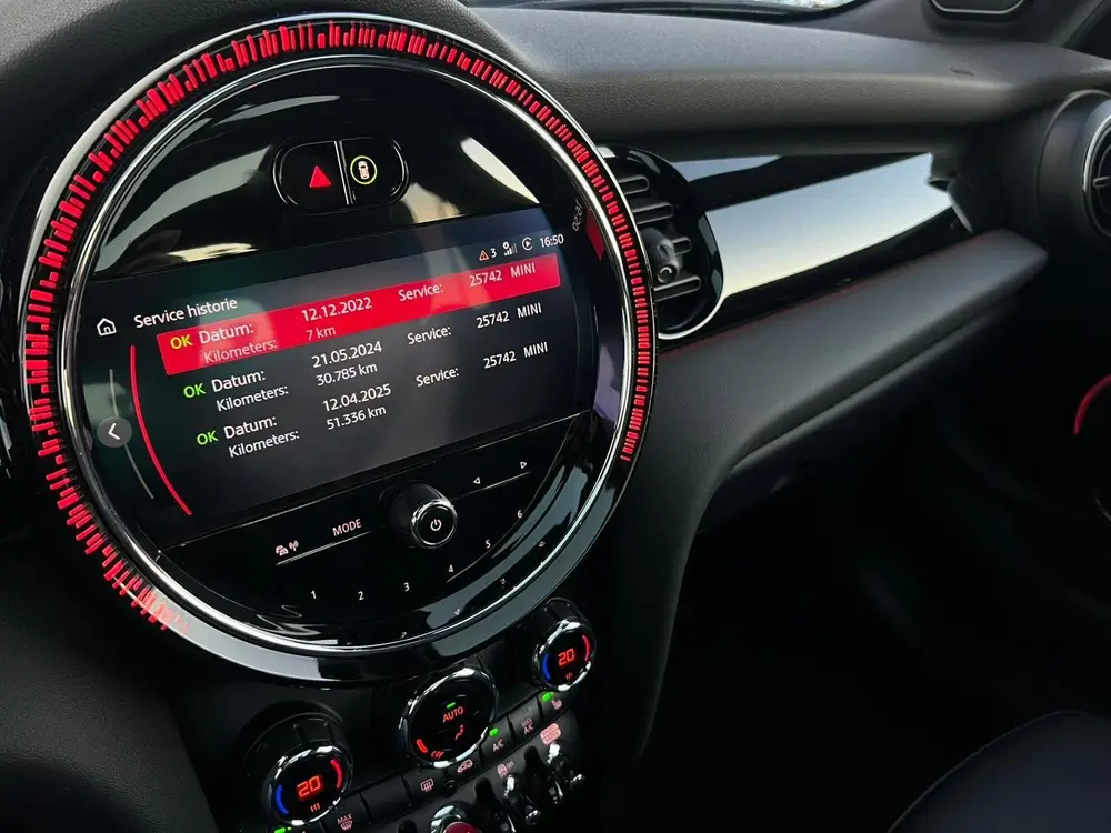Mini Cooper 1.5 Cooper uit 2022, foto 9