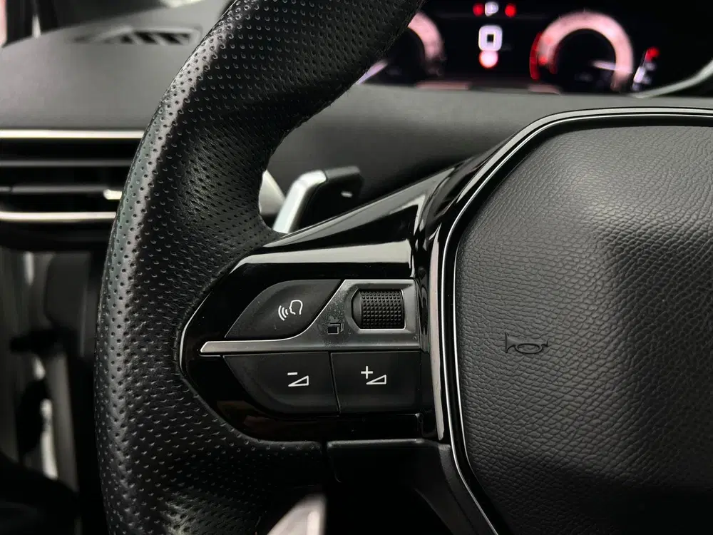 Peugeot 5008 1.2 PureTech GT-Line CAMERA uit 2023, foto 17