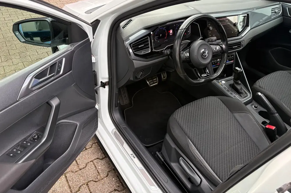 Volkswagen Polo 1.0 TSI Highline/R-Line/Pano/V.Cockpit/Keyle uit 2019, foto 9