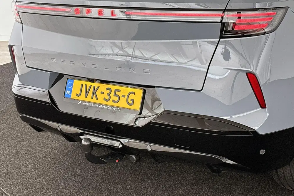 Opel Grandland 1.6 Turbo Plug-in-Hybrid Ultimate Panorama uit 2026, foto 11