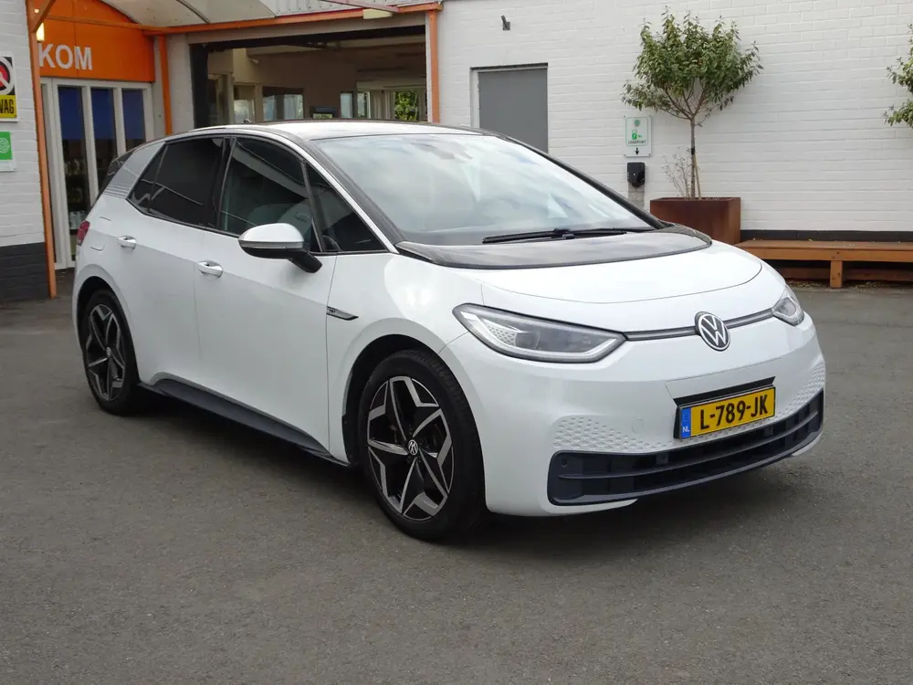 Volkswagen ID.3 First Plus 58 kWh Automatische airco, naviga uit 2021, foto 2