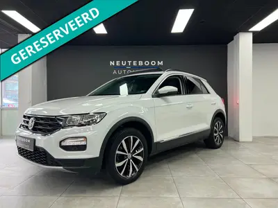 Volkswagen T-Roc 1.5 TSI Elek.koffer|Camera | Virtual | Pano uit 2019