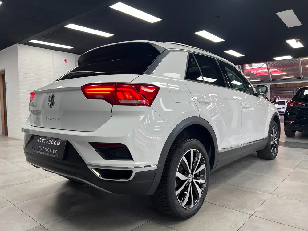 Volkswagen T-Roc 1.5 TSI Elek.koffer|Camera | Virtual | Pano uit 2019, foto 5
