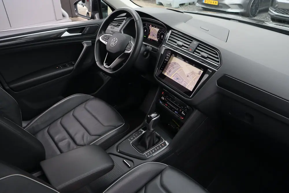 Volkswagen Tiguan 1.4 TSI eHybrid Active | Leder | Memory | uit 2022, foto 12