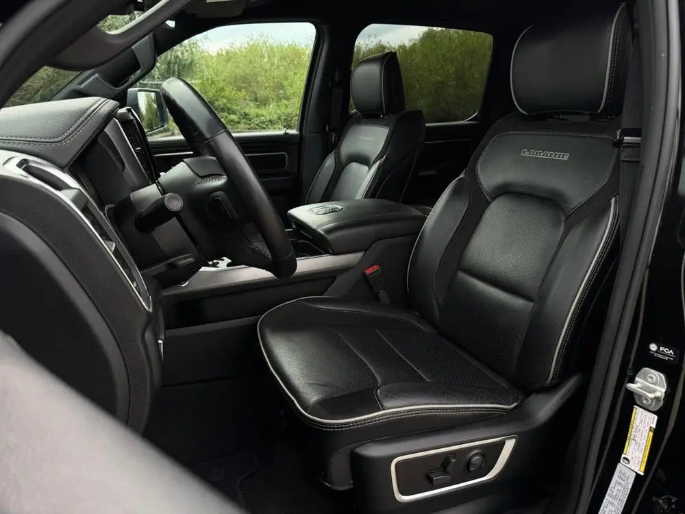Dodge RAM LARAMIE NIGHT 5.7L V8 uit 2024, foto 7
