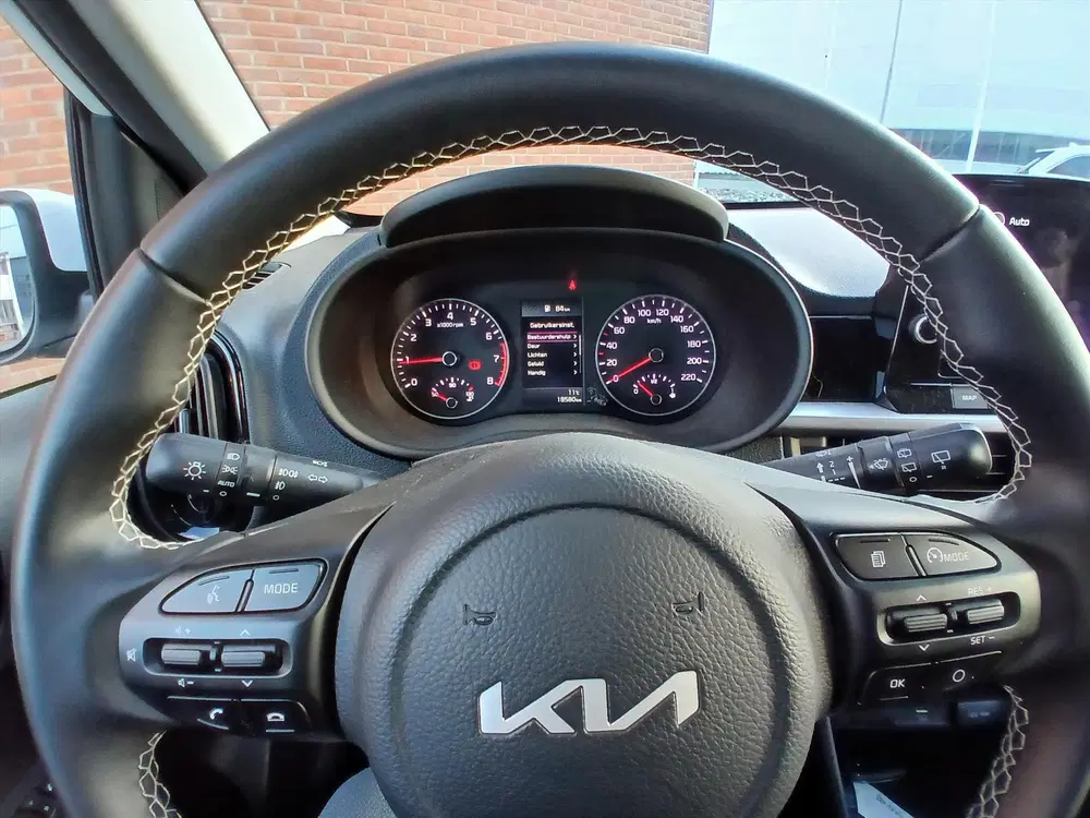 Kia Picanto 1.0 MPi 67pk 4-zits DynamicPlusLine uit 2022, foto 14