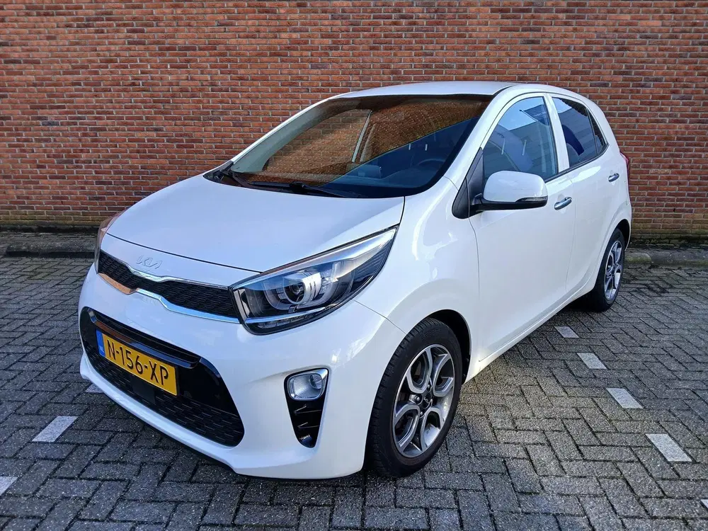 Kia Picanto 1.0 MPi 67pk 4-zits DynamicPlusLine uit 2022, foto 2