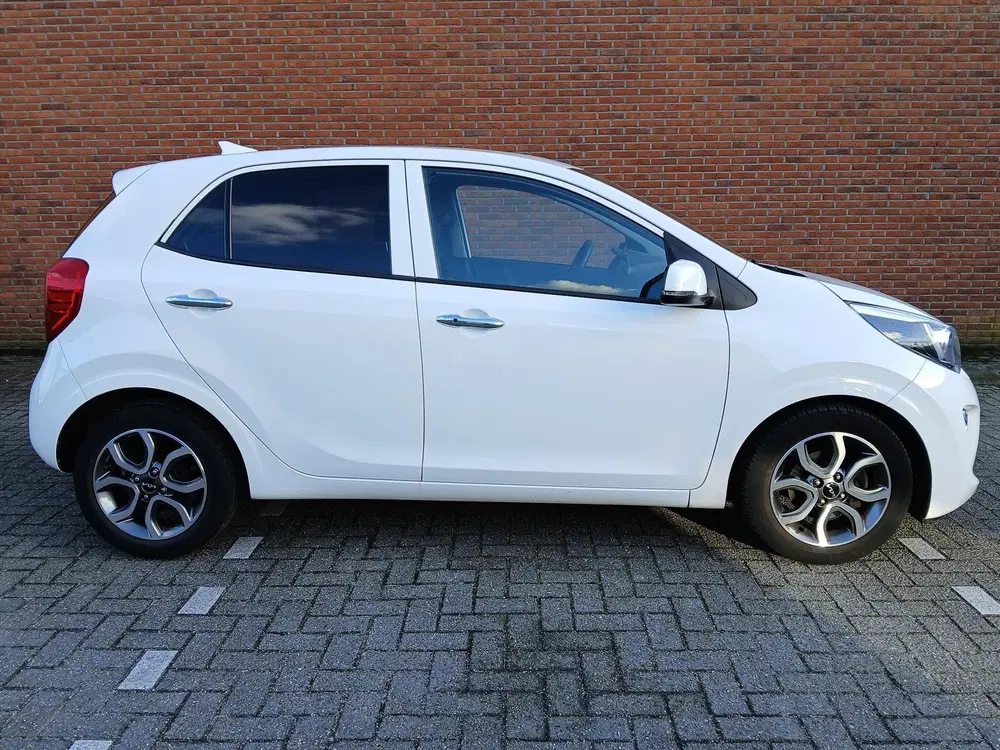 Kia Picanto 1.0 MPi 67pk 4-zits DynamicPlusLine uit 2022, foto 5