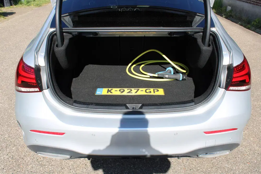 Mercedes-Benz A-Klasse 250 e PHEV AMG SOh 97 uit 2021, foto 11