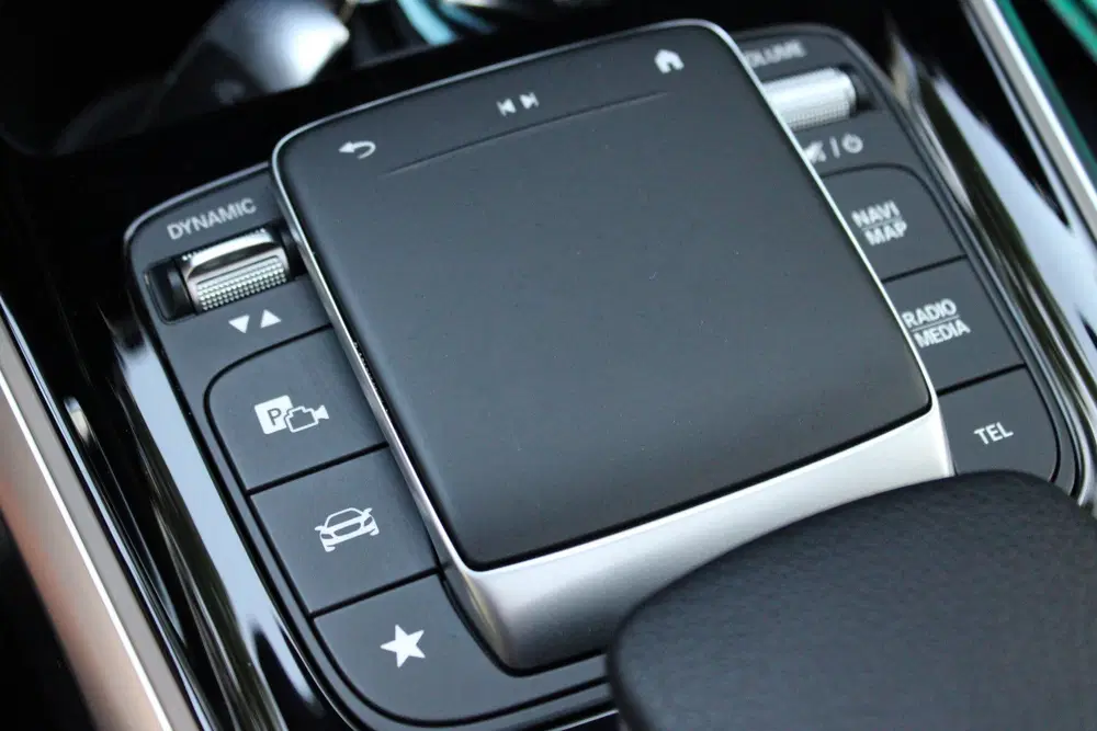 Mercedes-Benz EQB 300 4MATIC AMG Line 67 kWh SOh 97.5% PANO uit 2022, foto 11