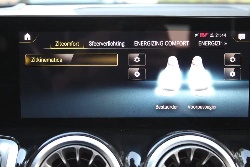 Mercedes-Benz EQB 300 4MATIC AMG Line 67 kWh SOh 97.5% PANO uit 2022, foto 13