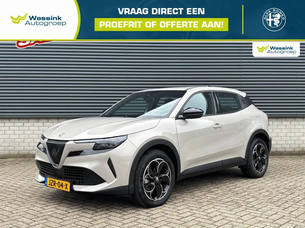 Alfa Romeo Junior 54 kWh 156pk Elettrica uit 2025