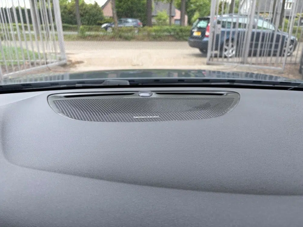 Volvo V60 B3 R-Design Schuifdak H&K Pilot Assist uit 2021, foto 17