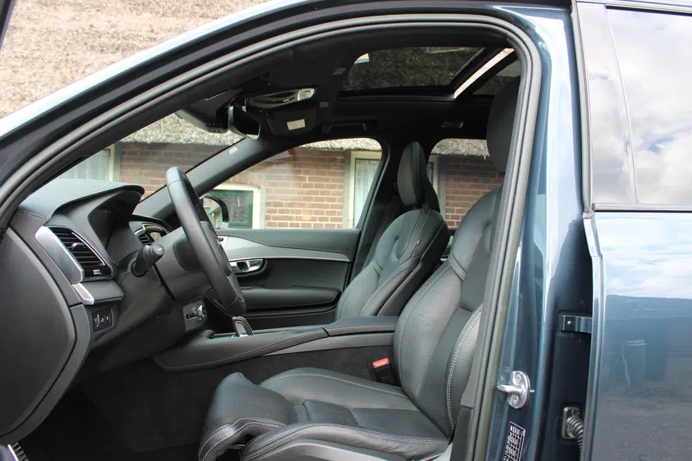 Volvo XC90 2.0 T8 Recharge AWD R-DESIGN SOh 100% 7-PE uit 2022, foto 8
