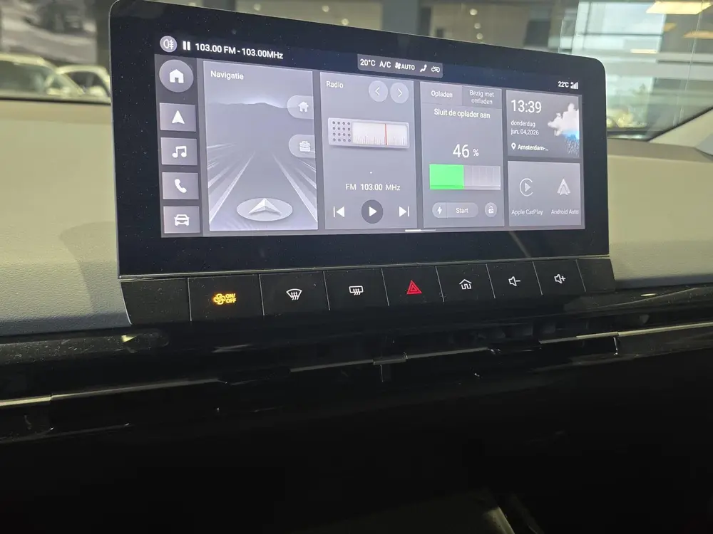 MG MG4 Luxury Long Range 64 kWh uit 2023, foto 10