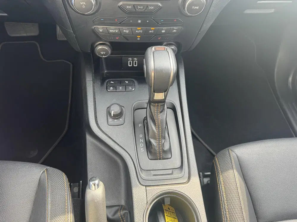 Ford Ranger 2.0 EcoBlue Wildtrak Supercab uit 2022, foto 20