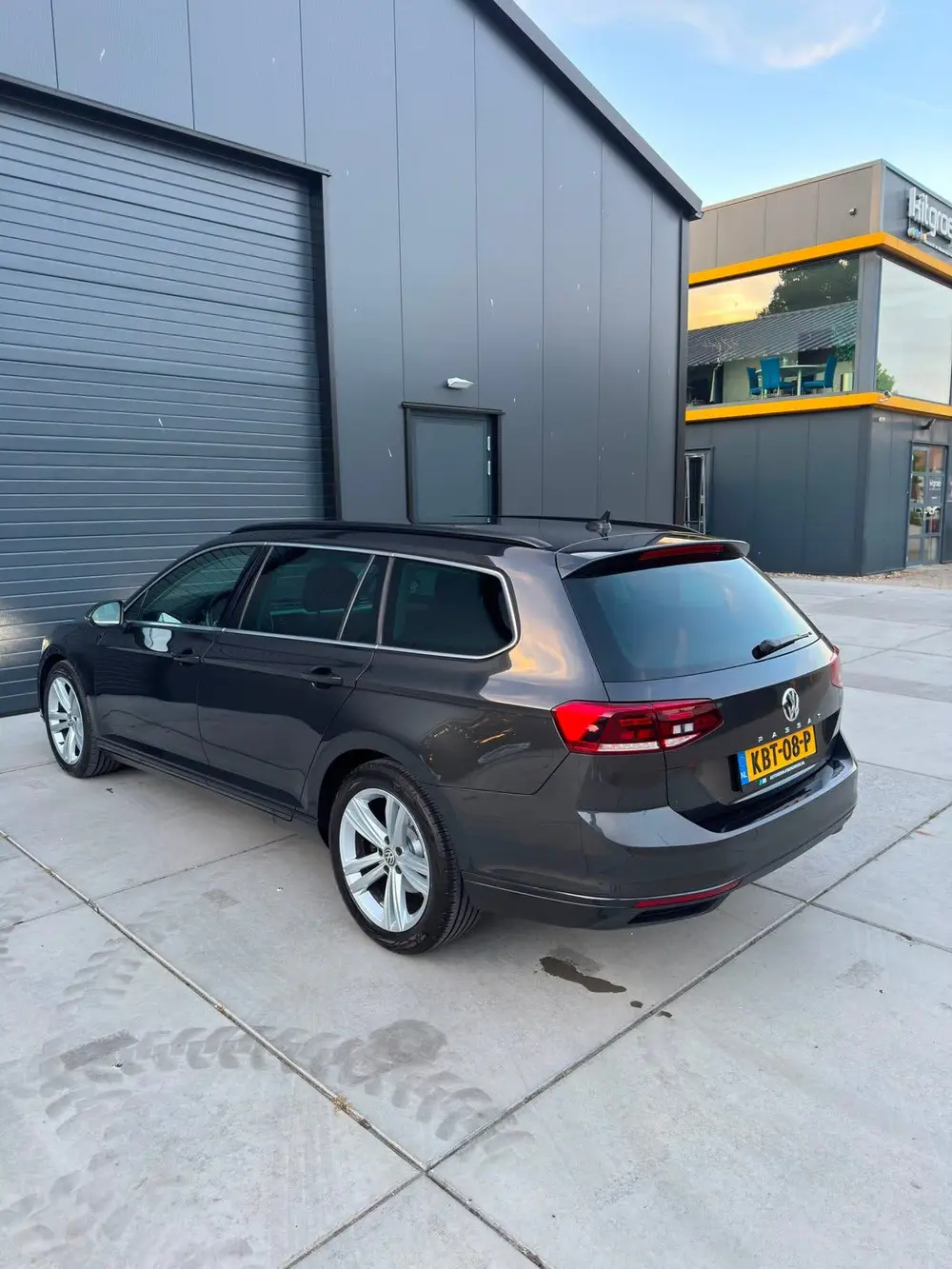 Volkswagen Passat Variant Passat | 1.5 TSI | 150pk | DSG | Showroomstaat! uit 2019, foto 3