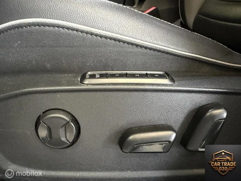 Volkswagen Golf 2.0 TDI GTD Pano/ CarPlay/ Leder uit 2022, foto 13