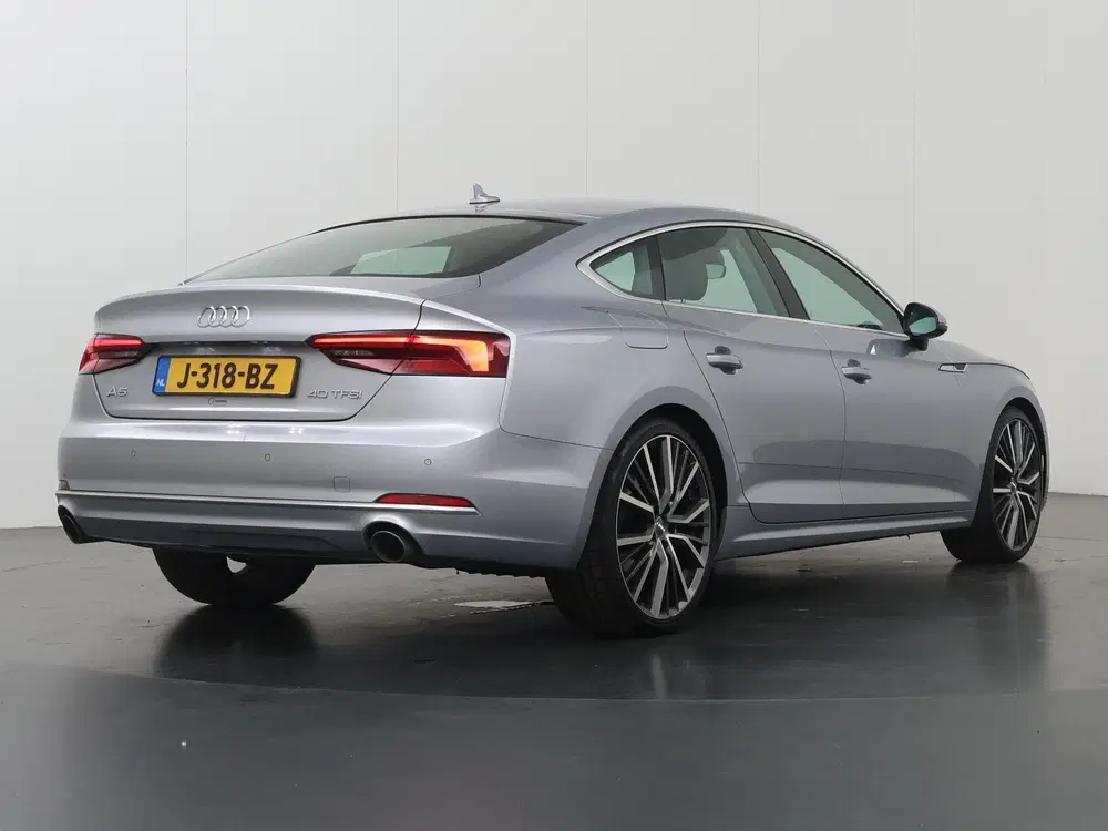 Audi A5 40 TFSI Launch edition Sport uit 2019, foto 2