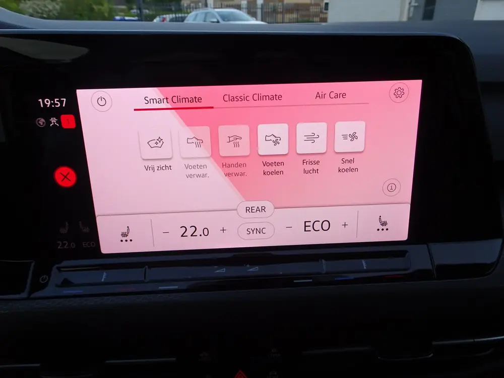 Volkswagen Golf 1.4 eHybrid GTE Automatische airco, navigati uit 2023, foto 11