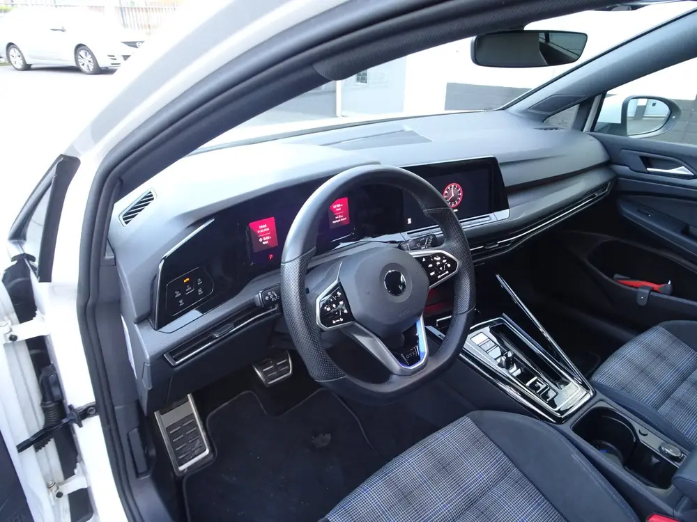 Volkswagen Golf 1.4 eHybrid GTE Automatische airco, navigati uit 2023, foto 18