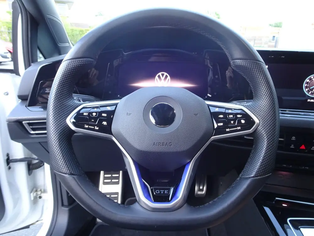 Volkswagen Golf 1.4 eHybrid GTE Automatische airco, navigati uit 2023, foto 6