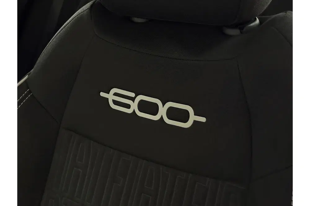 Fiat 600 1.2 Hybrid Urban FULL OPTIONS uit 2025, foto 11