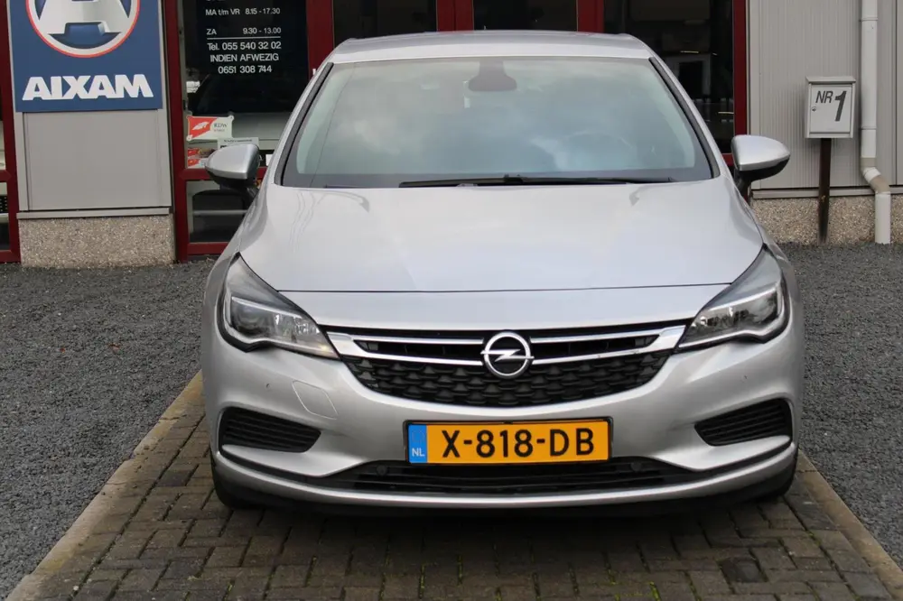 Opel Astra 1.0 Turbo 120 Jaar Edition uit 2019, foto 18