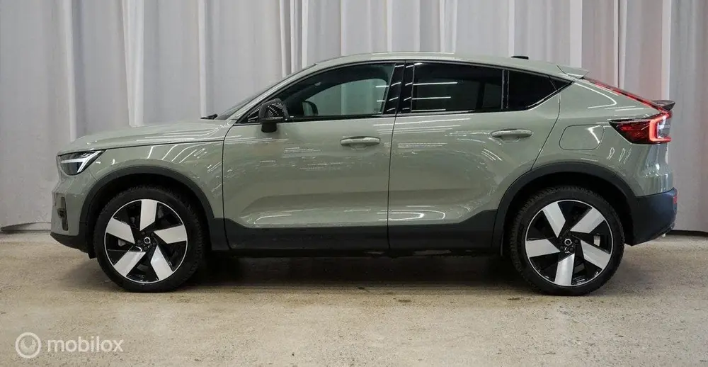 Volvo C40 Recharge Twin Plus 78 kWh uit 2023, foto 6