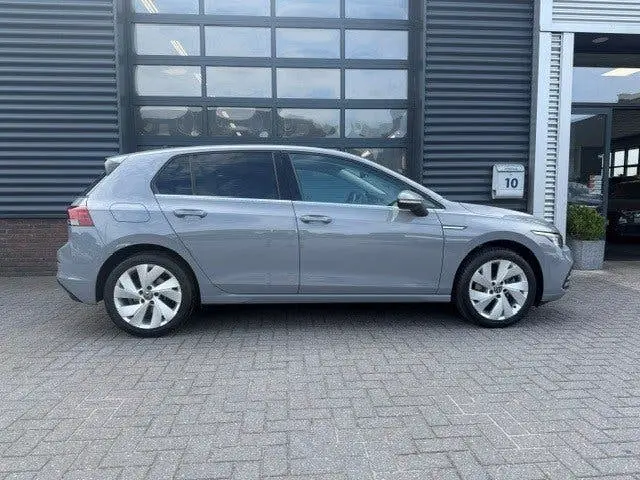 Volkswagen Golf 2.0 TSI Automaat Carplay Navi Camera Stoelve uit 2022, foto 4