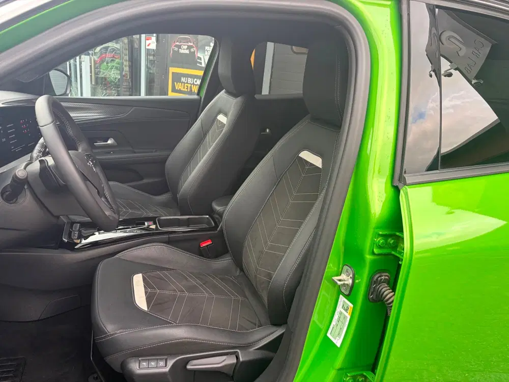Opel Mokka 1.2 Turbo Ultimate uit 2024, foto 16