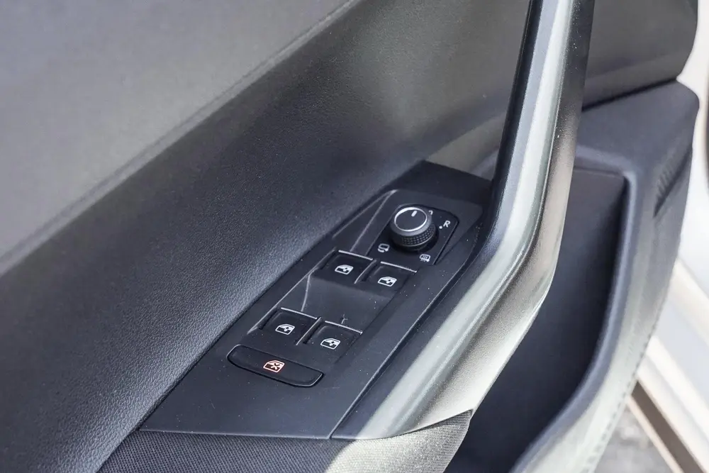 Volkswagen Polo 1.0 TSI R-Line Facelift|Digidash|Apple Crply uit 2022, foto 16