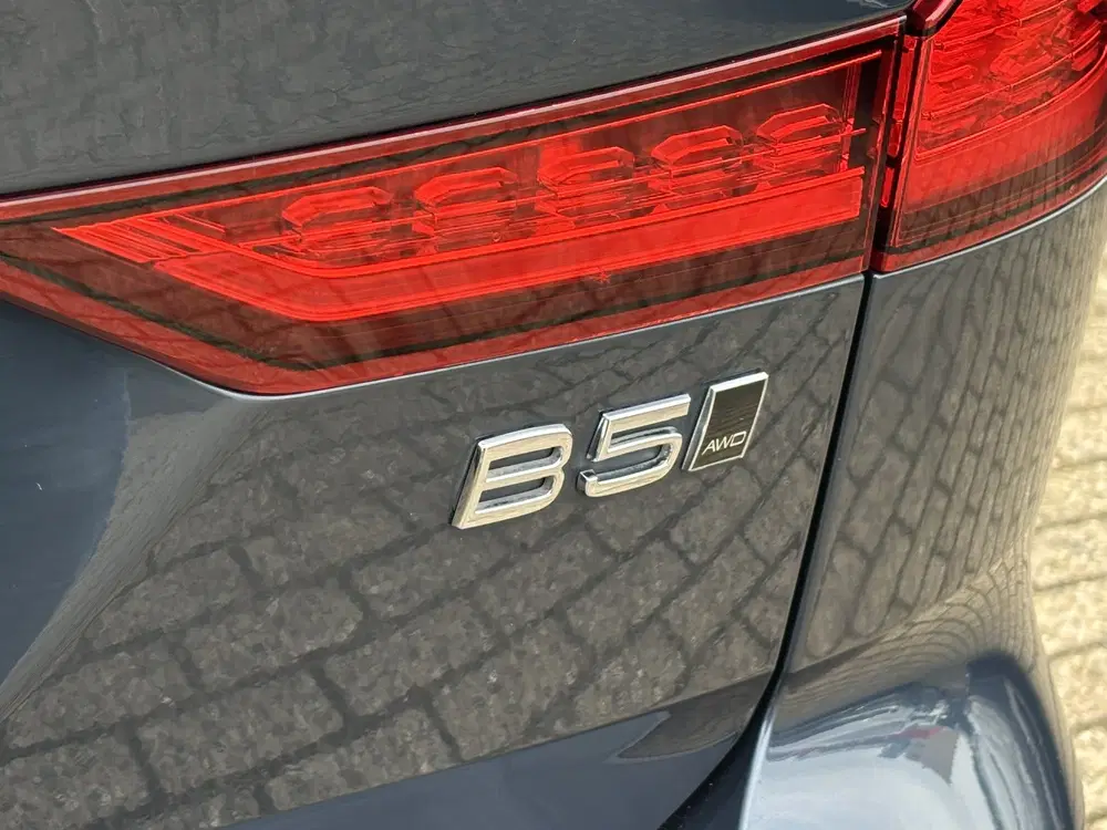 Volvo V60 Cross Country 2.0 B5 AWD Pro Panorama dak Keyless uit 2020, foto 15