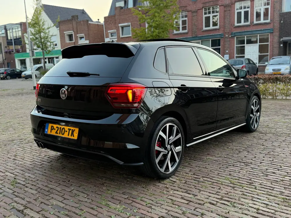 Volkswagen Polo 2.0 TSI 200pk 6-DSG 2019 PANO Etc uit 2019, foto 5