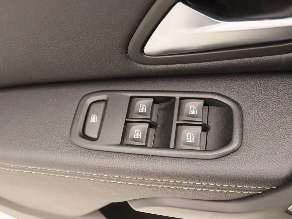 Dacia Duster TCe 130 Prestige | MediaNav Navigatiesysteem me uit 2021, foto 20
