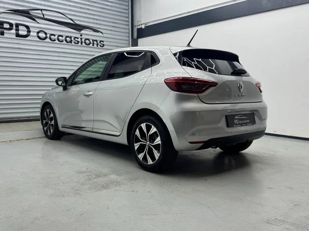 Renault Clio 1.0 TCe 90 Evolution uit 2023, foto 3