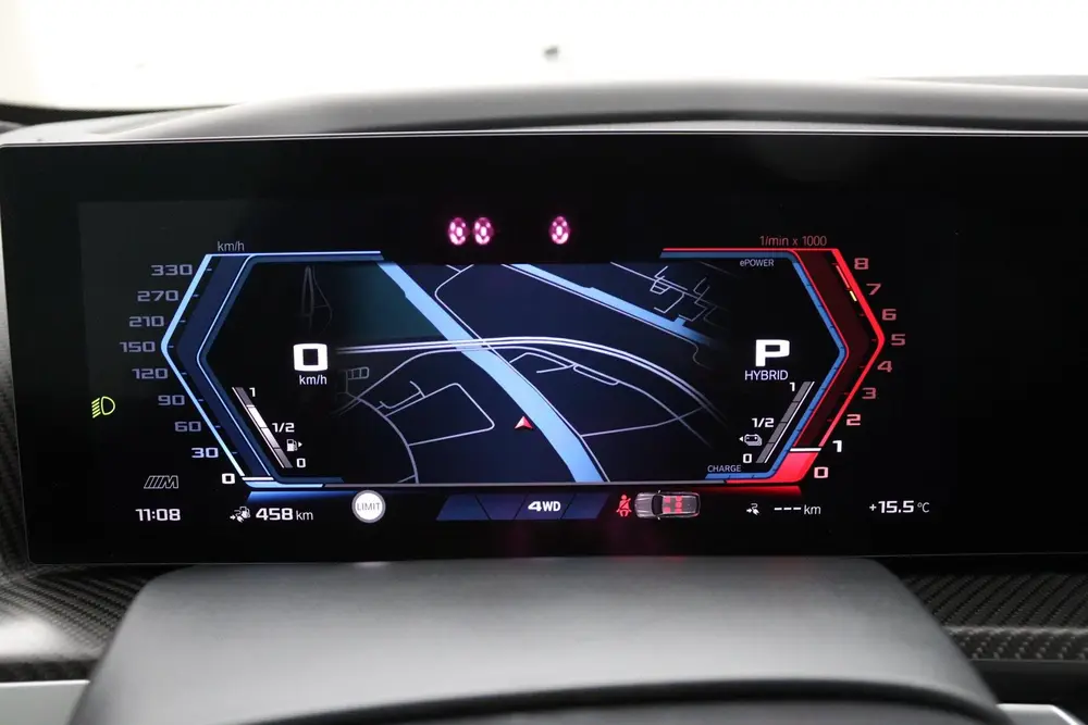 BMW XM PHEV 50e 30 kWh uit 2026, foto 10