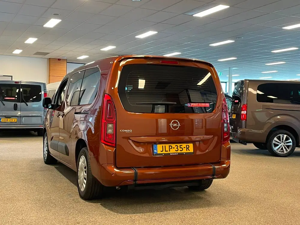 Opel Combo L2 Rolstoelauto Automaat 5+1 uit 2021, foto 12