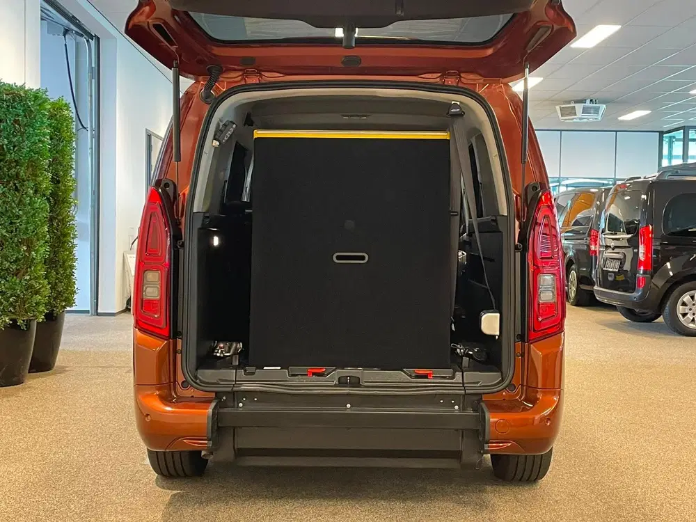 Opel Combo L2 Rolstoelauto Automaat 5+1 uit 2021, foto 7
