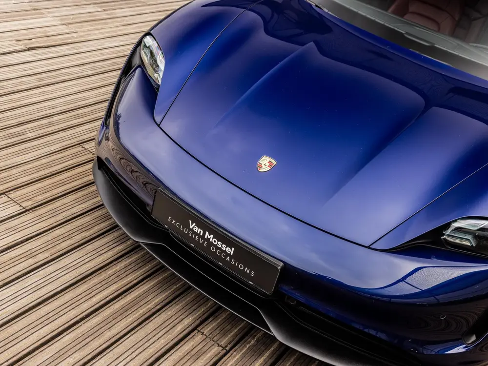 Porsche Taycan 4S Performance 84 kWh uit 2020, foto 12