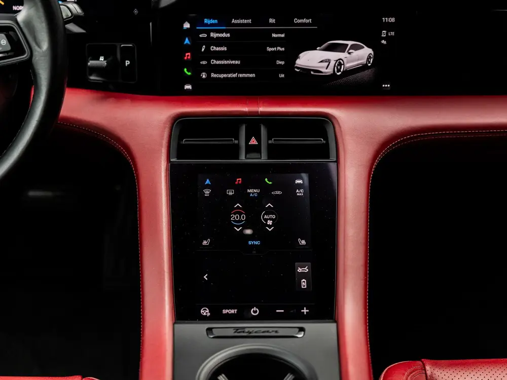 Porsche Taycan 4S Performance 84 kWh uit 2020, foto 19