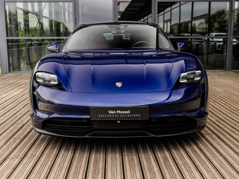 Porsche Taycan 4S Performance 84 kWh uit 2020, foto 3
