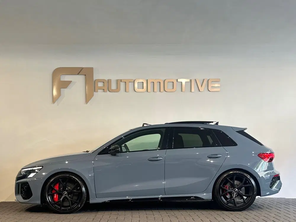 Audi RS3 2.5 TFSI quattro Pano uit 2022, foto 10