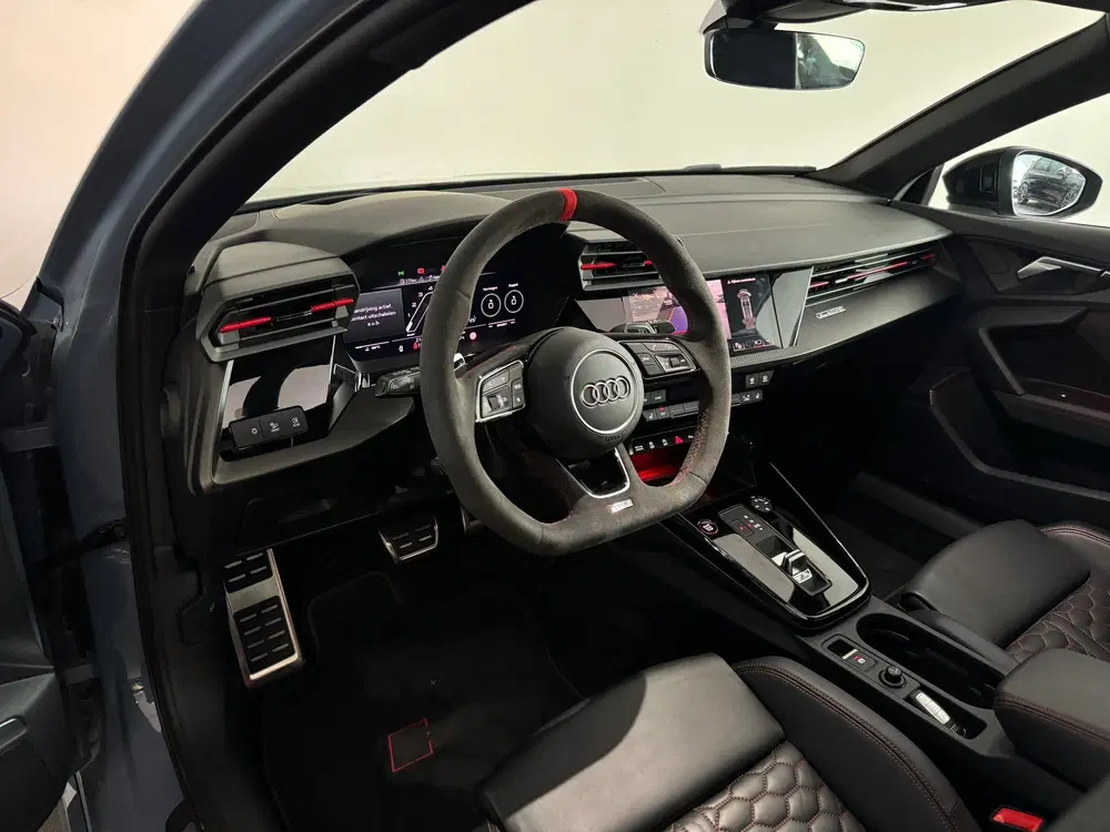 Audi RS3 2.5 TFSI quattro Pano uit 2022, foto 5