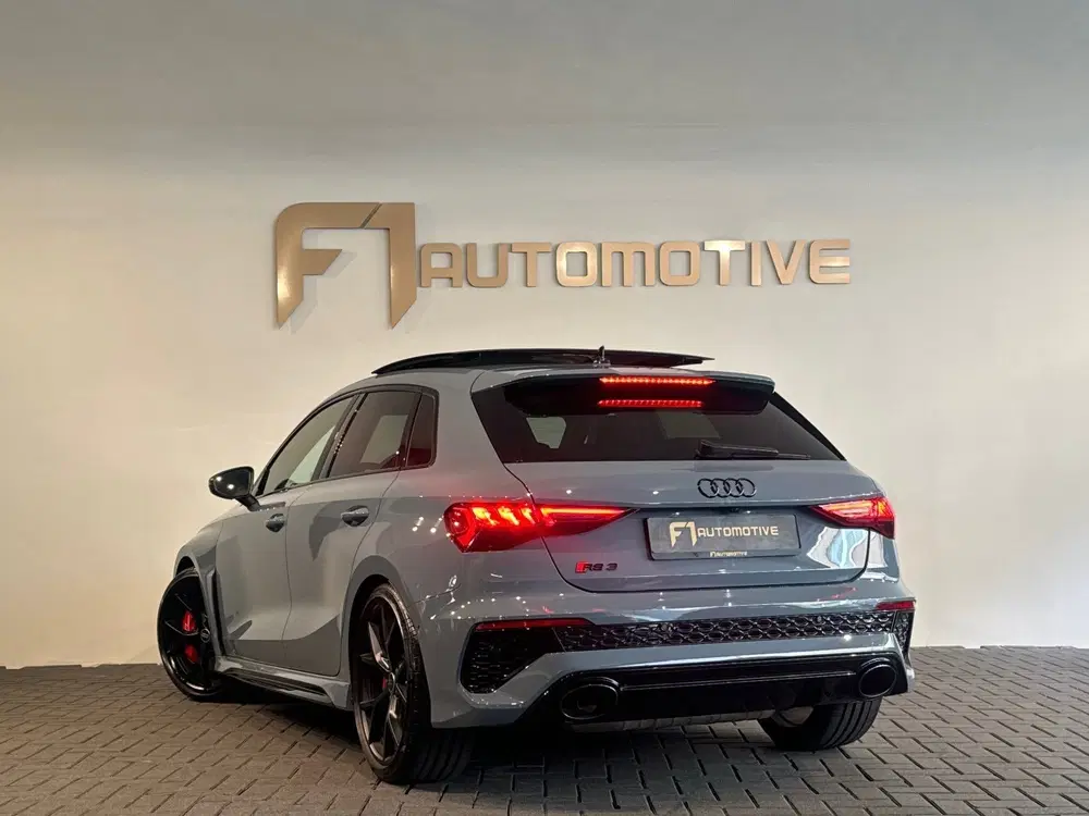 Audi RS3 2.5 TFSI quattro Pano uit 2022, foto 8