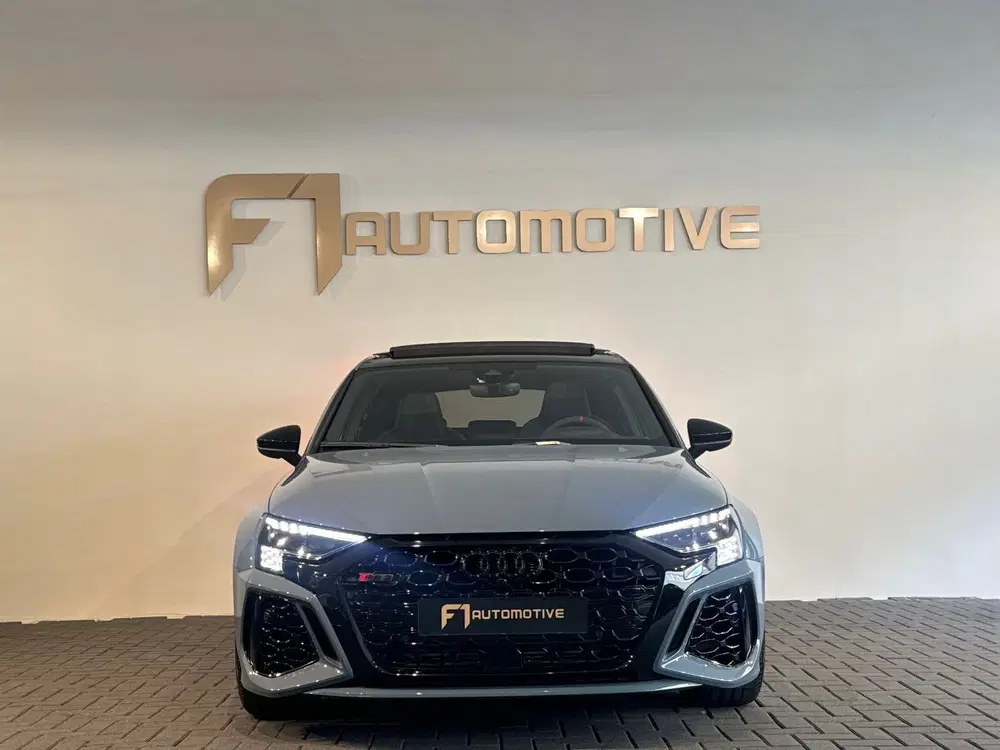 Audi RS3 2.5 TFSI quattro Pano uit 2022, foto 9