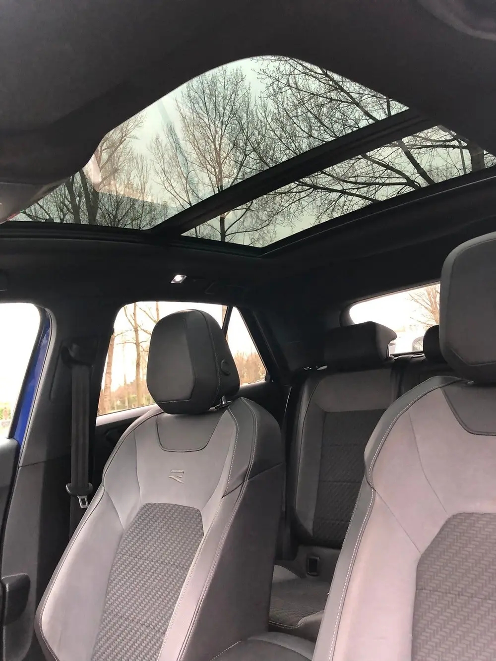 Volkswagen T-Roc 2.0 TSI 300pk 4Motion 7-DSG 2020 Blauw uit 2020, foto 18