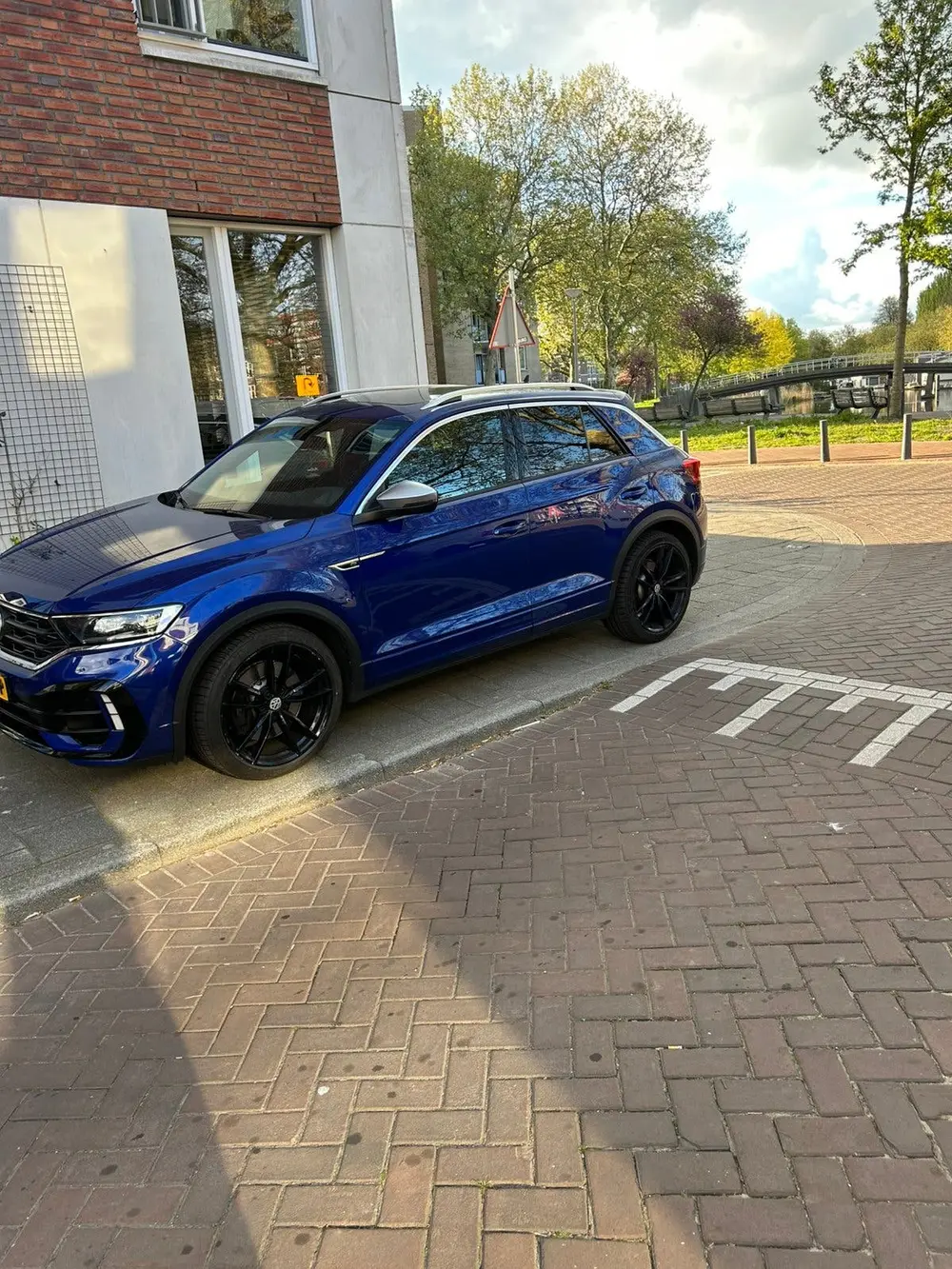 Volkswagen T-Roc 2.0 TSI 300pk 4Motion 7-DSG 2020 Blauw uit 2020, foto 4
